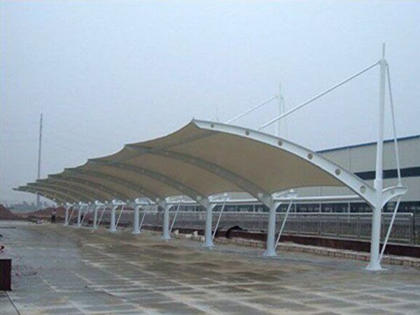 威海福特機械廠停車棚